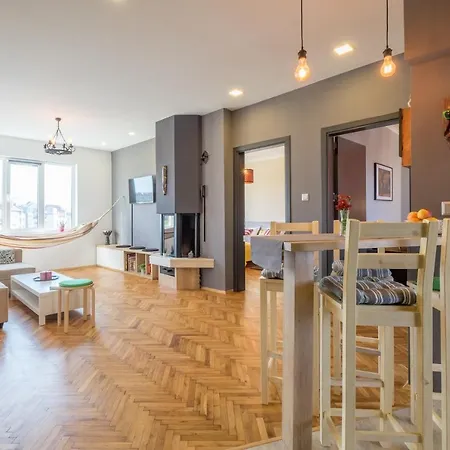 Apartament Artistic & Spacious 2bd By Flat Mаnager Sofia