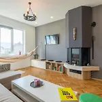 Appartamento Artistic & Spacious 2bd By Flat Mаnager Sofia