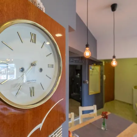 Artistic & Spacious 2bd By Flat Mаnager 소피아