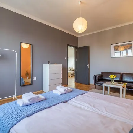 아파트 Artistic & Spacious 2bd By Flat Mаnager 소피아