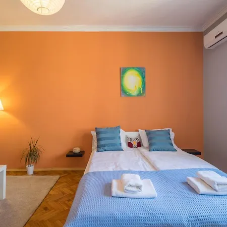 Artistic & Spacious 2bd By Flat Mаnager * סופיה