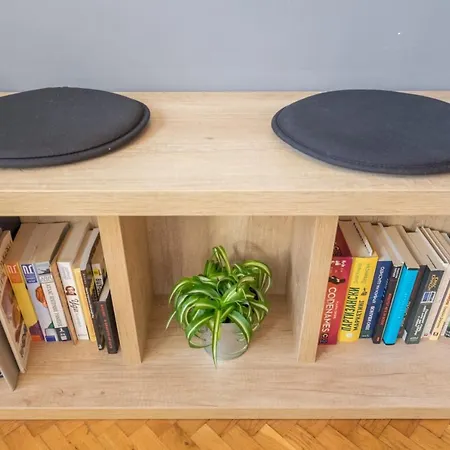 아파트 Artistic & Spacious 2bd By Flat Mаnager